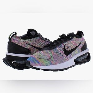 Nike Black Sneakers Lightweight Athletic Design